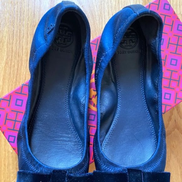 TORY BURCH VIOLA BOW BALLET FLATS - Picture 7 of 8